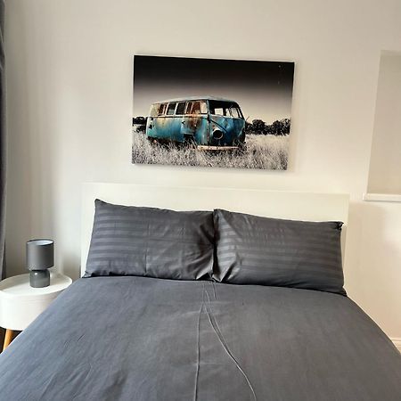 93 West Road Hotel London Eksteriør billede