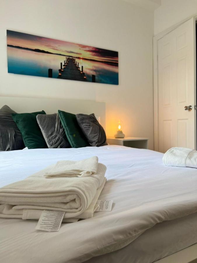 93 West Road Hotel London Eksteriør billede