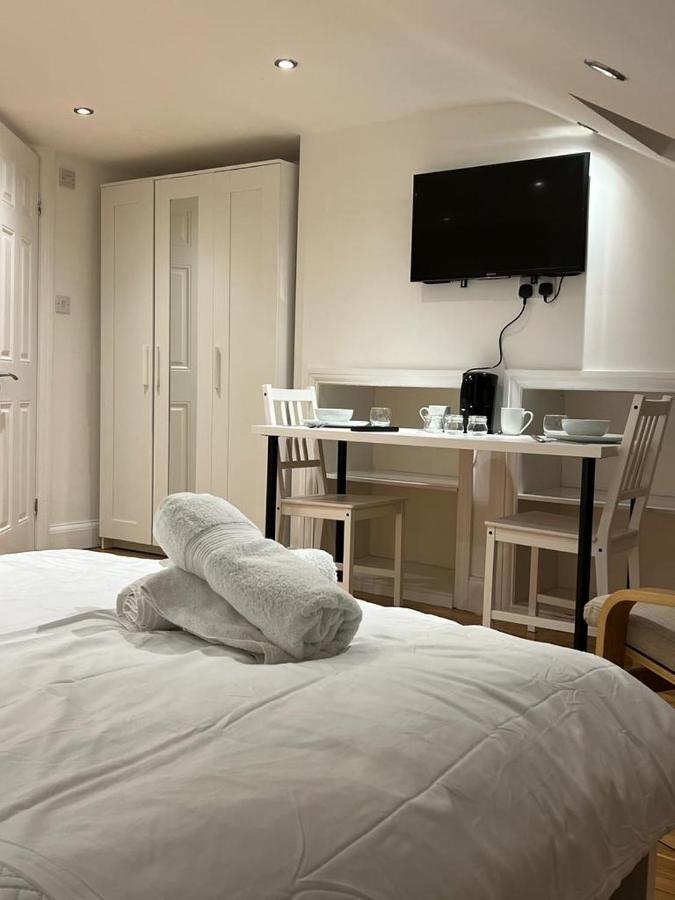93 West Road Hotel London Eksteriør billede